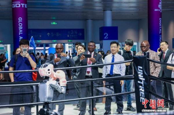 迎客松配资 第四届数贸会采购金额达309亿元 较去年实现翻番